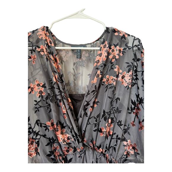 ModCloth Dramatic Depths Velvet Dress cherry blossom print size medium - Picture 4 of 11